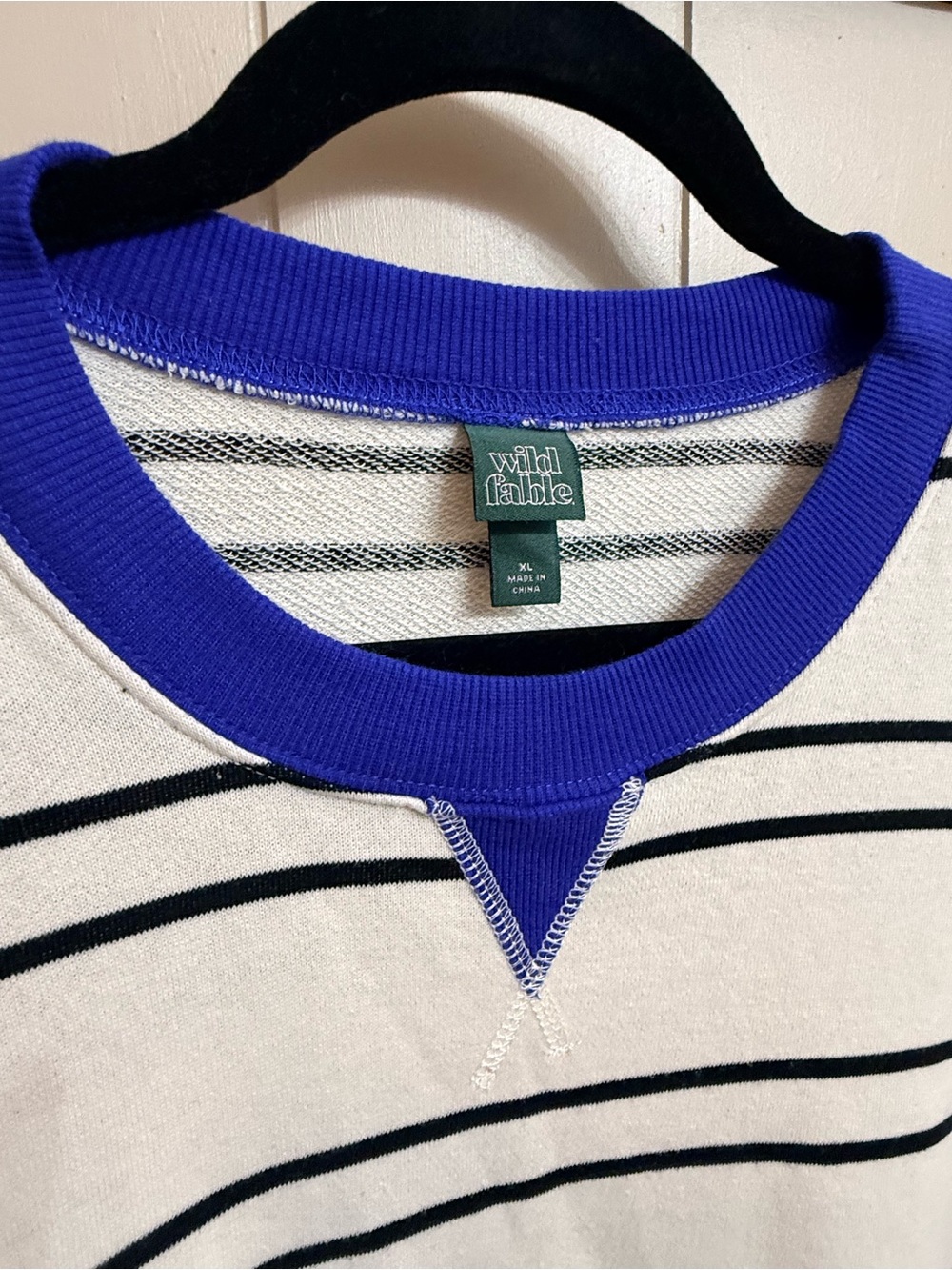 wild fable White and Black Striped Cropped with Royal Blue Collar - Picture 3 of 7